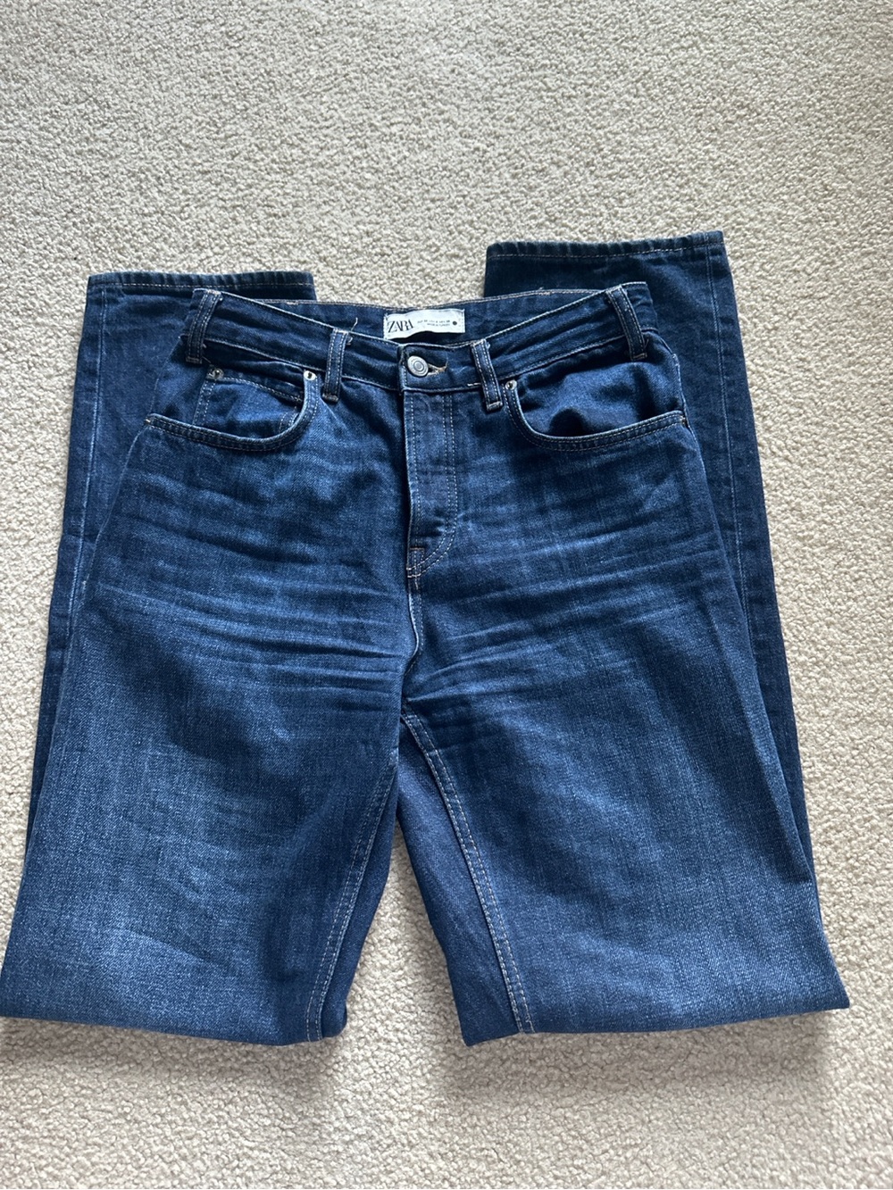 ZARA Dark Wash Straight Leg Jeans Size 4 / 26